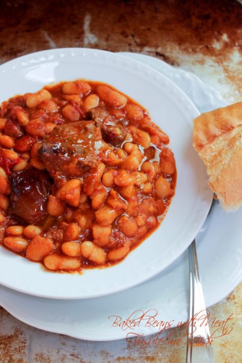 Baked Beans with Lamb Fasule me Mish