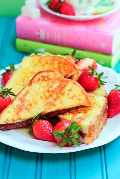 French-Toast-with-Nutella-Sandwich
